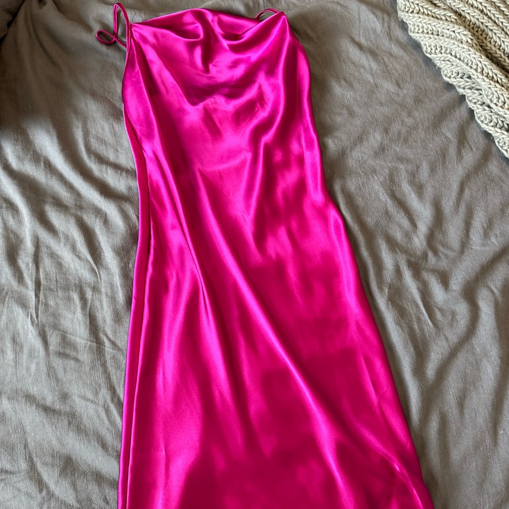 Magenta satin midi dress!